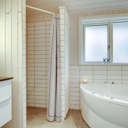 Cate - 150m From The Sea By Interhome Nyaraló *